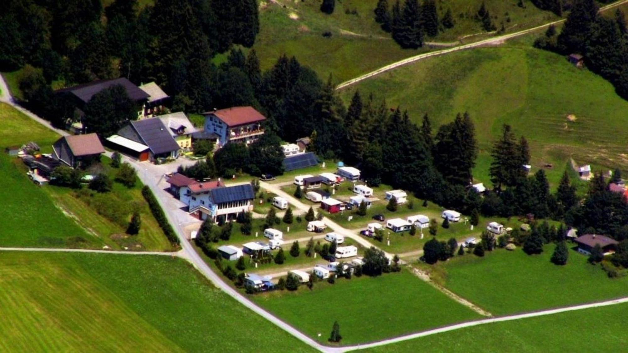 App 1 - Farbennest Mit Fruehstueck Teekueche, Sommerbergbahnen Inkl Tannheim Eksteriør bilde